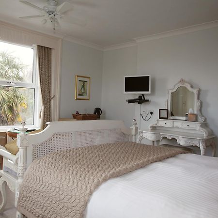 Fernhill Hotel ไลม์รีจิส ภายนอก รูปภาพ