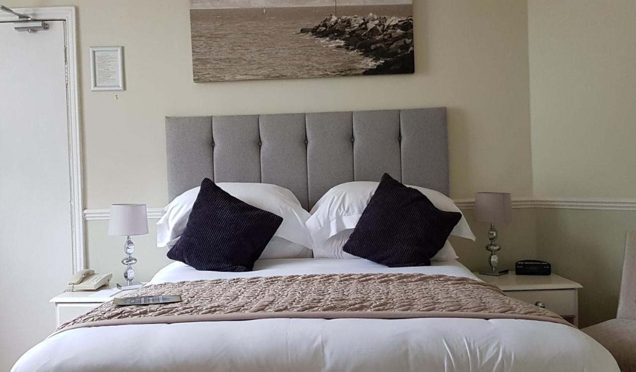 Fernhill Hotel ไลม์รีจิส ภายนอก รูปภาพ
