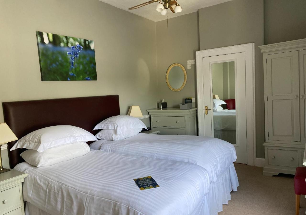 Fernhill Hotel ไลม์รีจิส ภายนอก รูปภาพ