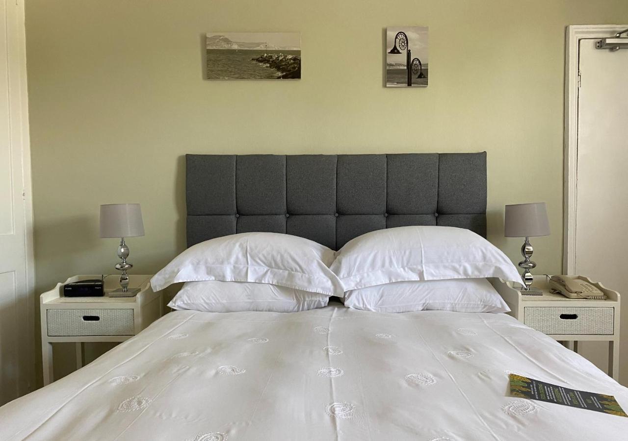 Fernhill Hotel ไลม์รีจิส ภายนอก รูปภาพ