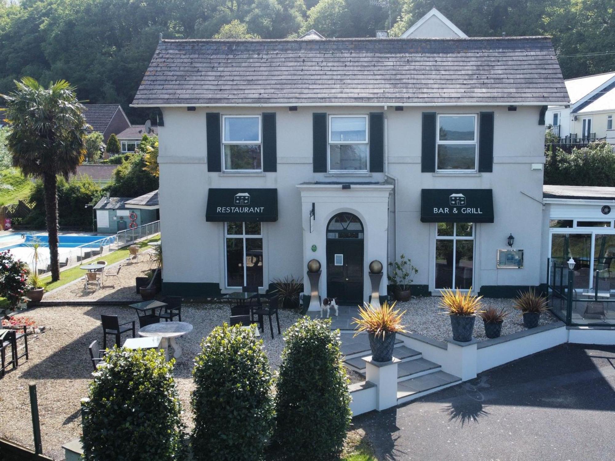 Fernhill Hotel ไลม์รีจิส ภายนอก รูปภาพ