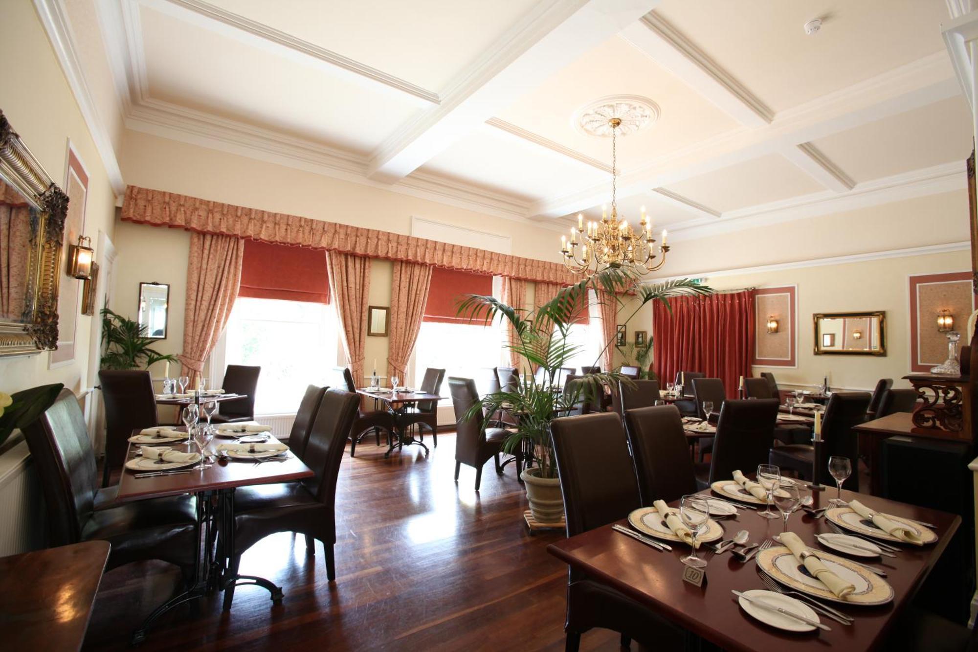 Fernhill Hotel ไลม์รีจิส ภายนอก รูปภาพ